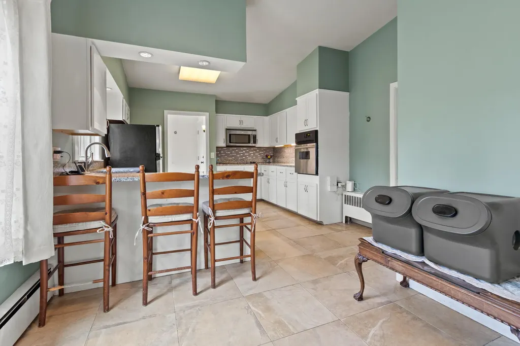 54 Sunset Avenue Auburn ME 04210