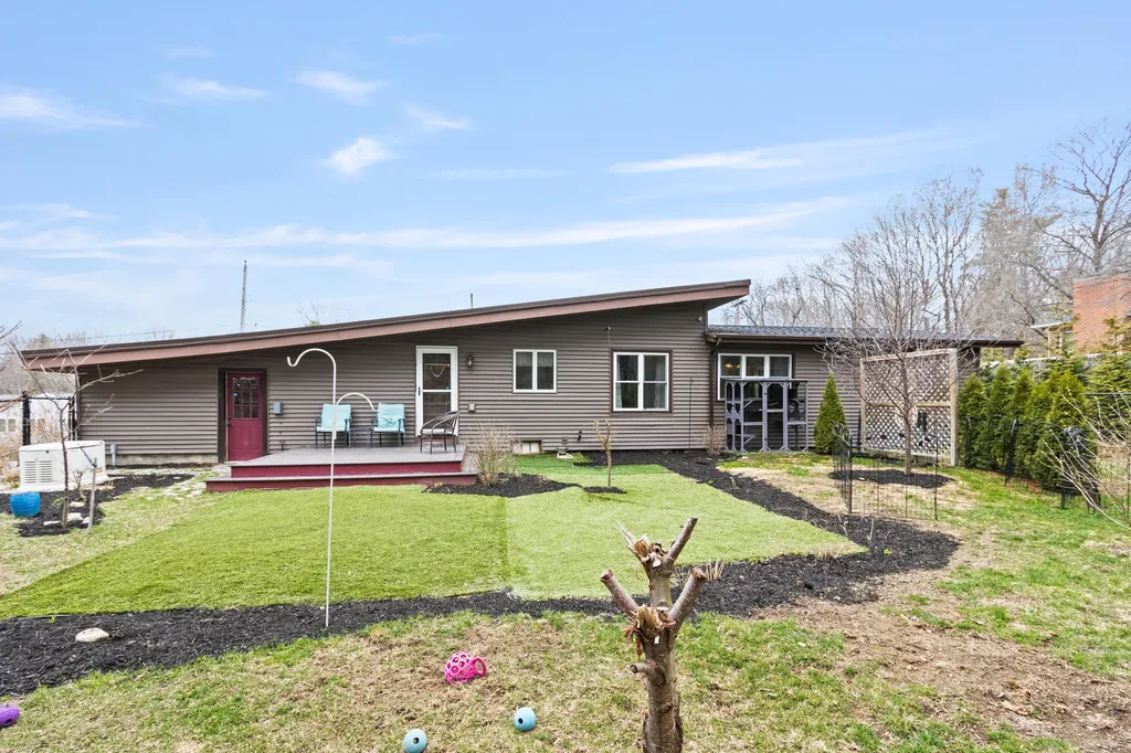 54 Sunset Avenue Auburn ME 04210