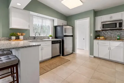 54 Sunset Avenue Auburn ME 04210