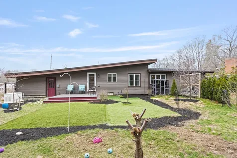 54 Sunset Avenue Auburn ME 04210