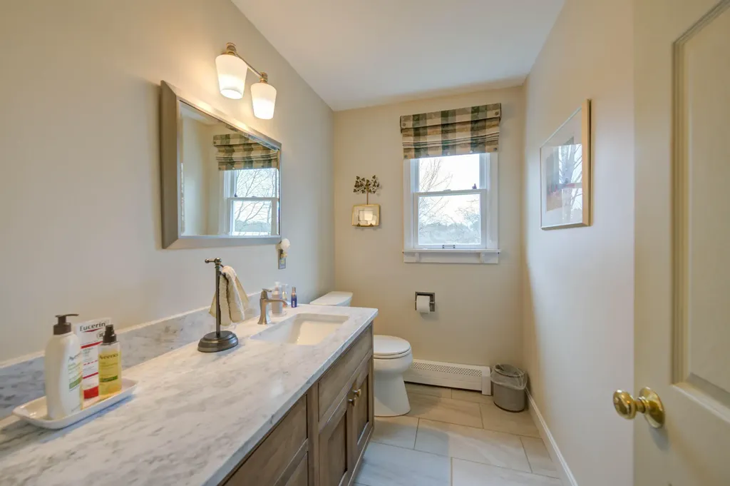 315 River Road Windham ME 04062