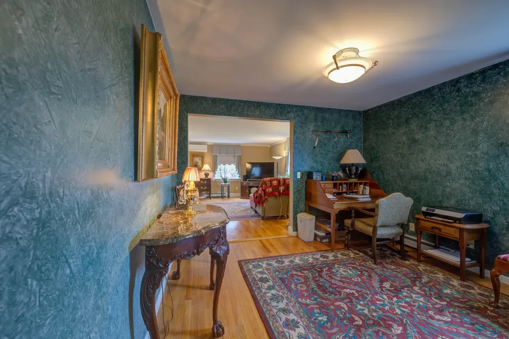 315 River Road Windham ME 04062