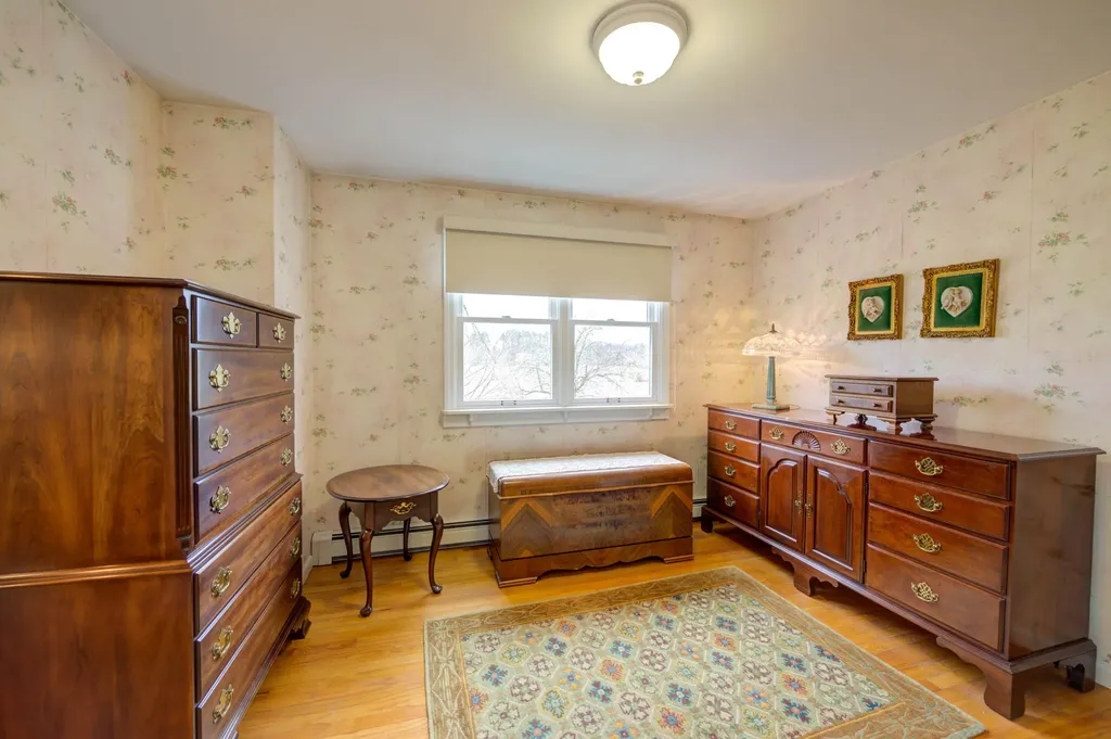 315 River Road Windham ME 04062