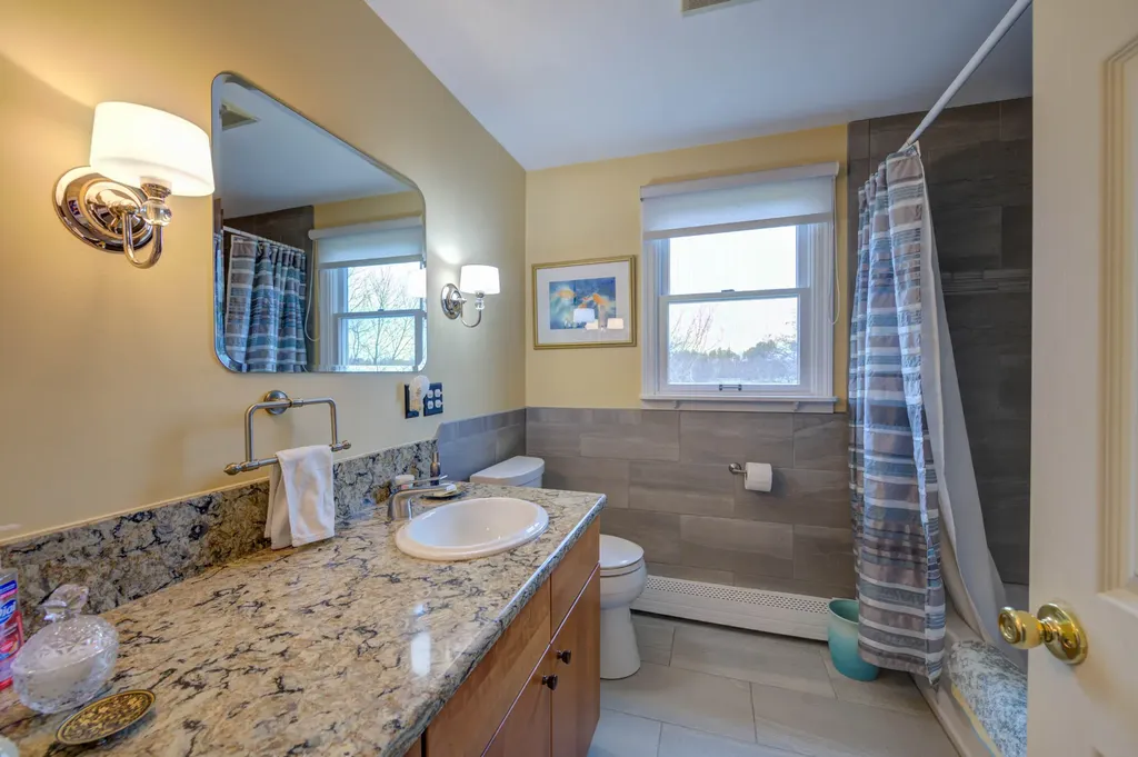 315 River Road Windham ME 04062