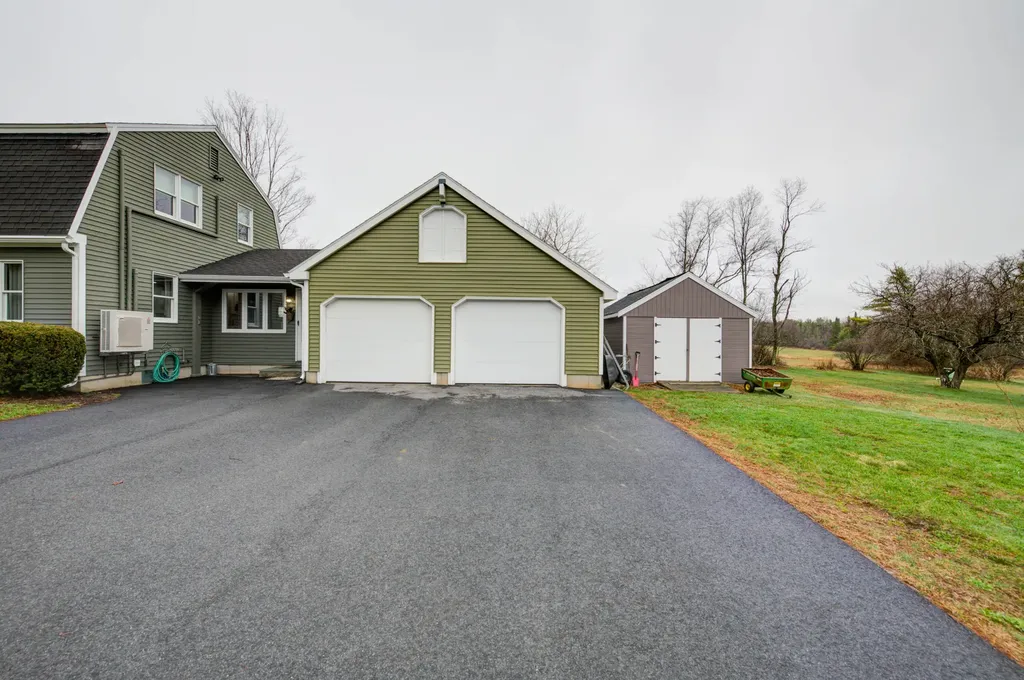315 River Road Windham ME 04062