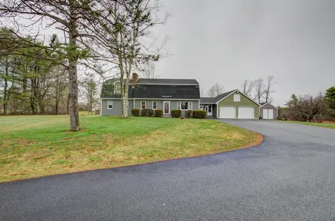 315 River Road Windham ME 04062