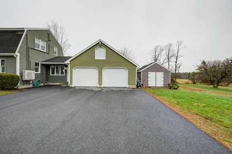 315 River Road Windham ME 04062