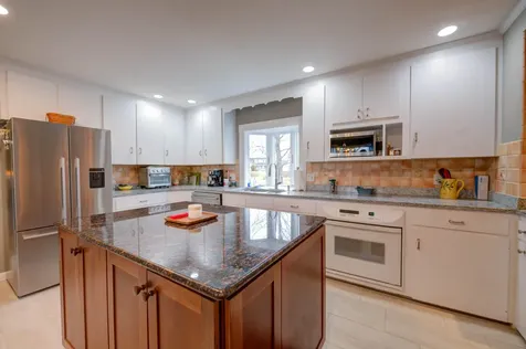 315 River Road Windham ME 04062