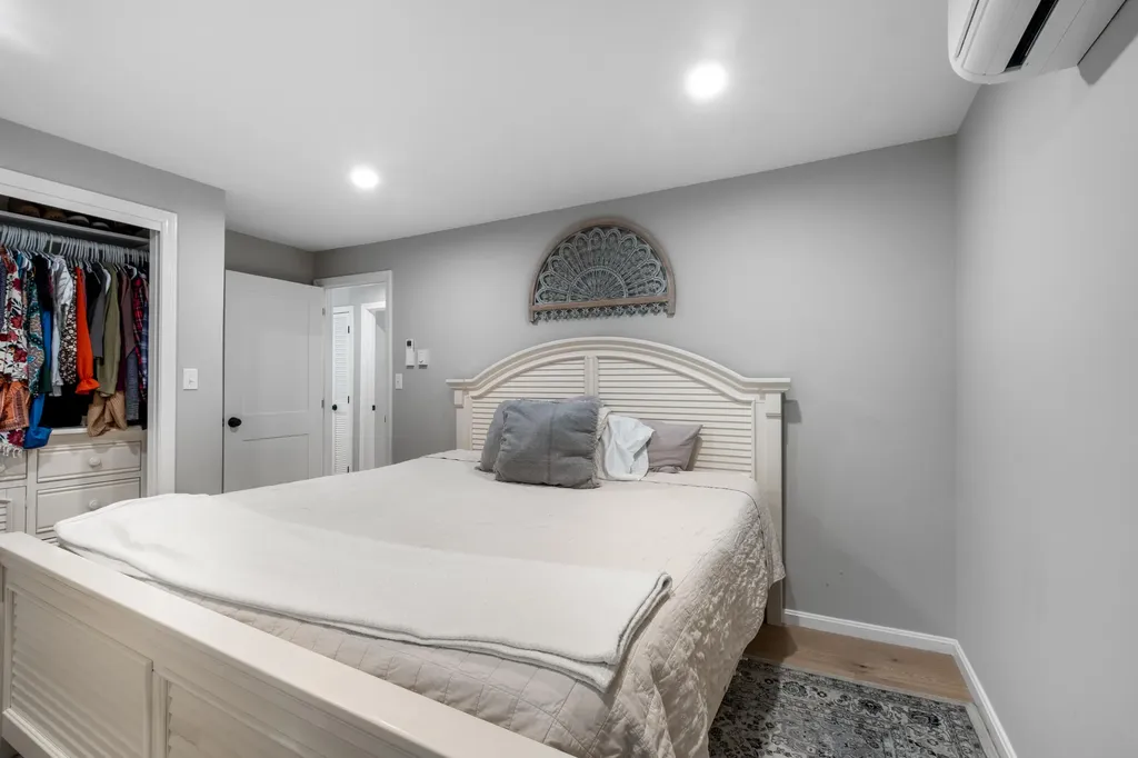 7 Camden Avenue York ME 03909