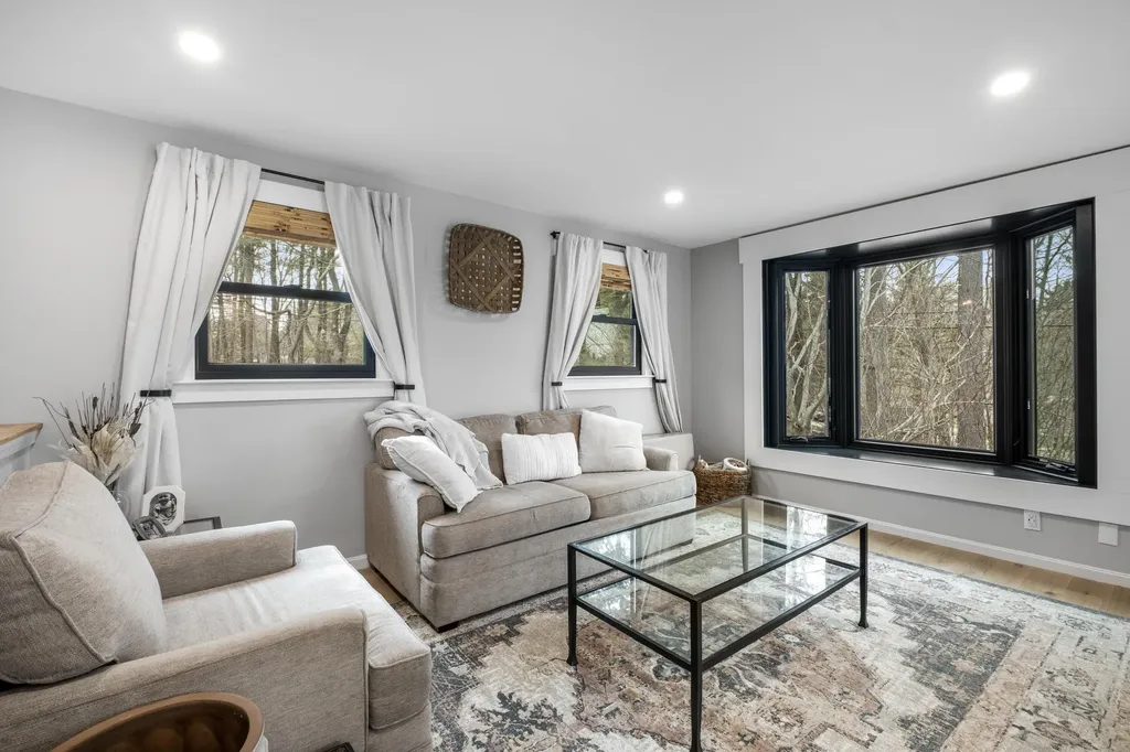 7 Camden Avenue York ME 03909