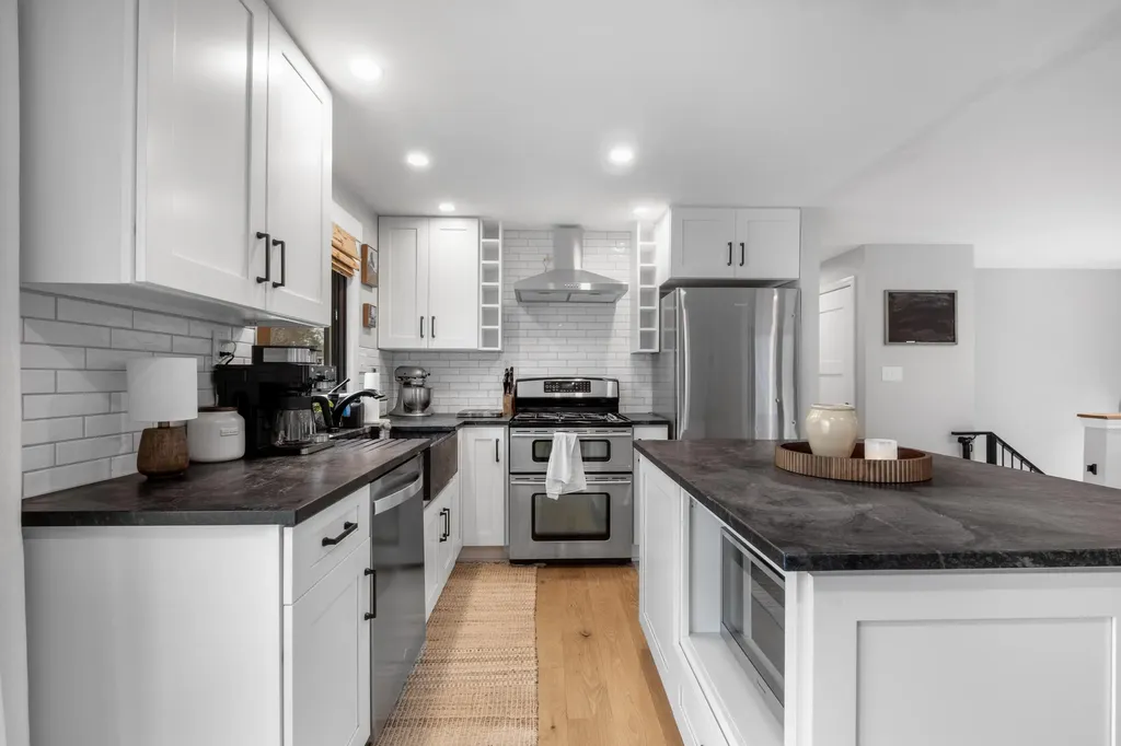 7 Camden Avenue York ME 03909