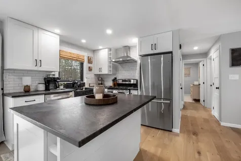 7 Camden Avenue York ME 03909