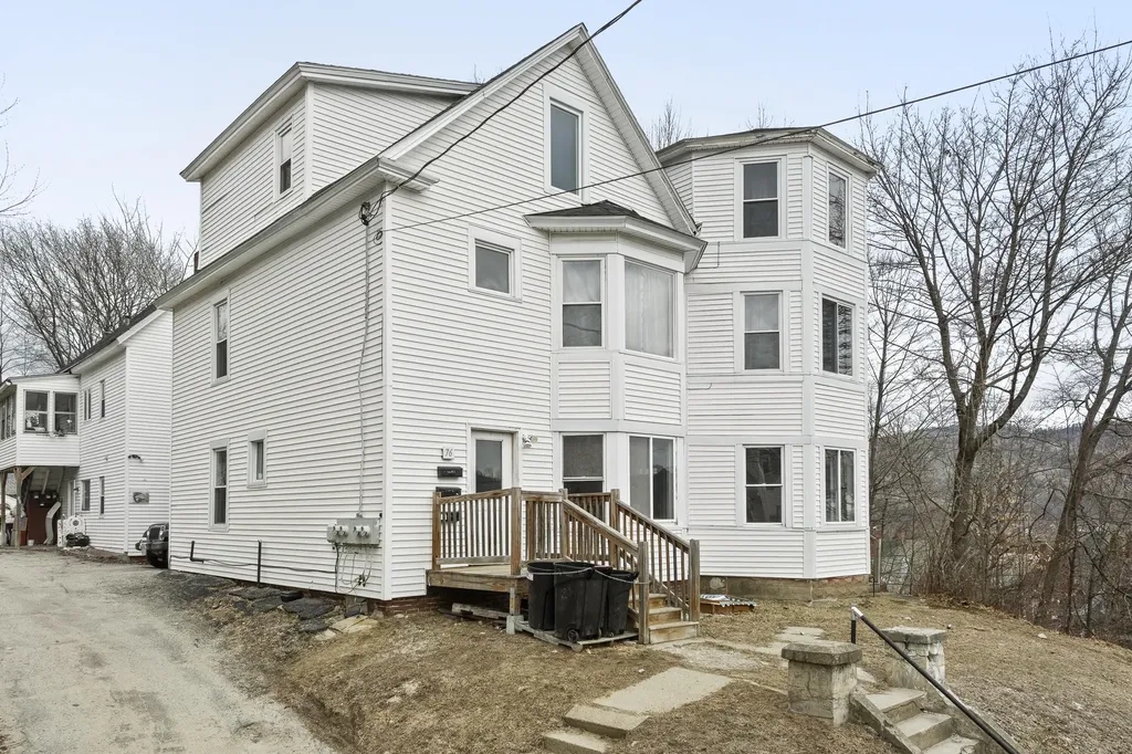 76 Maine Avenue Rumford ME 04276