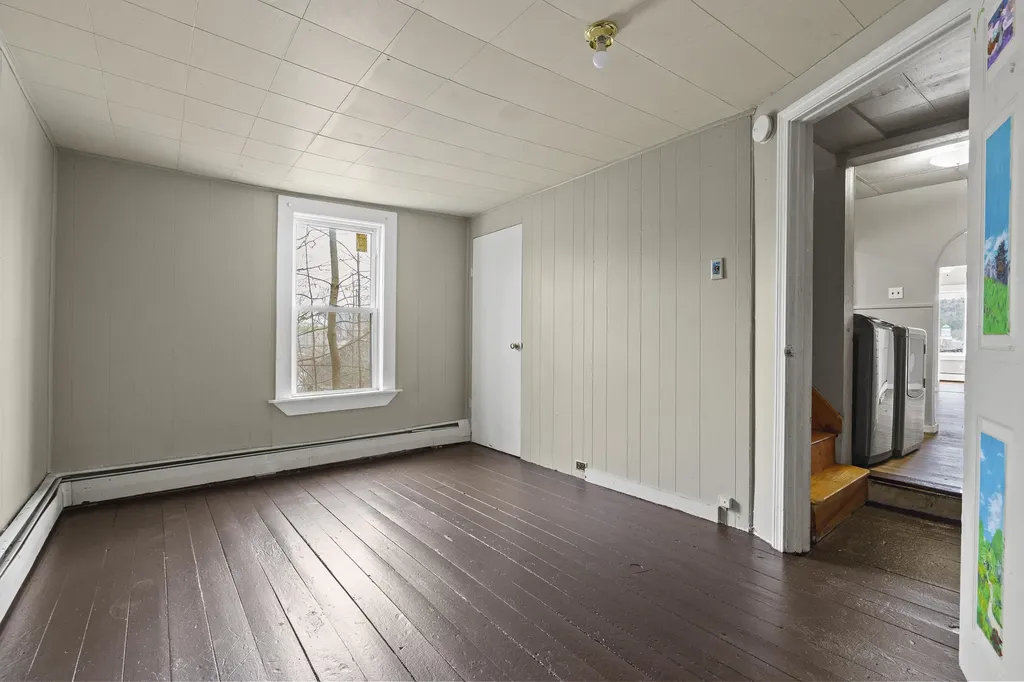76 Maine Avenue Rumford ME 04276