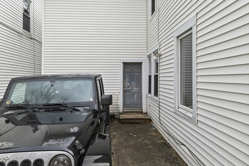 76 Maine Avenue Rumford ME 04276