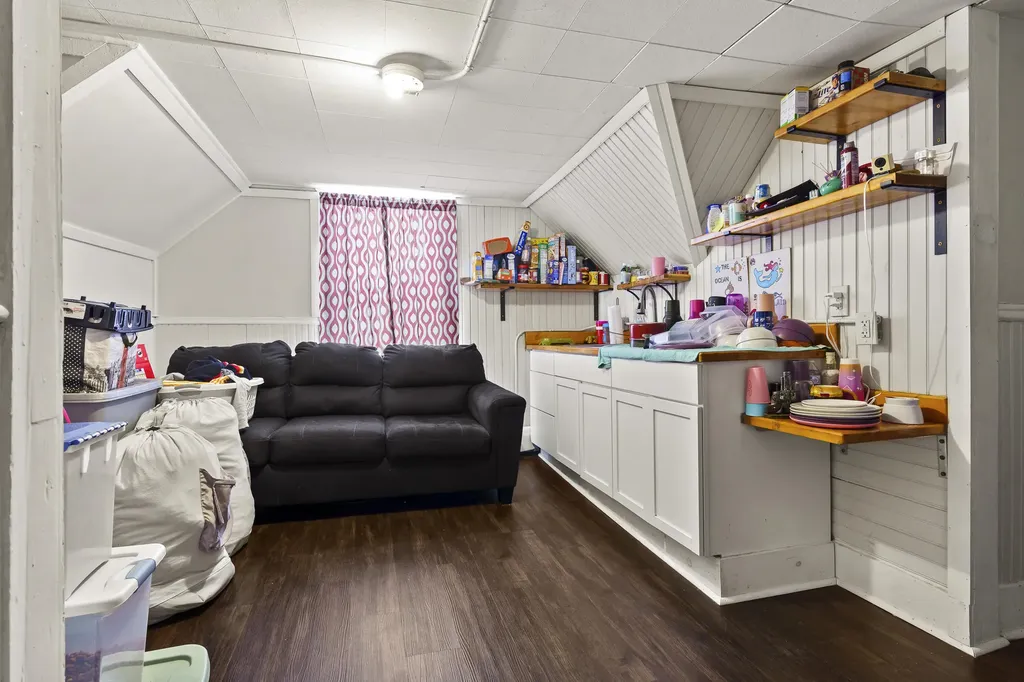 76 Maine Avenue Rumford ME 04276