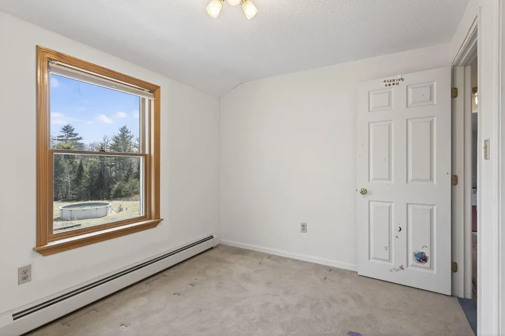 281 Portland Road Gray ME 04039