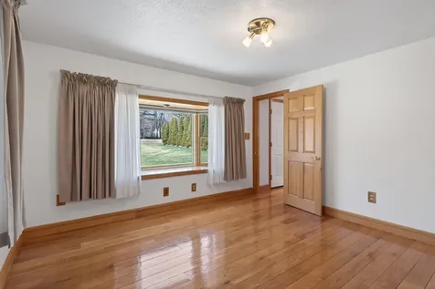 281 Portland Road Gray ME 04039