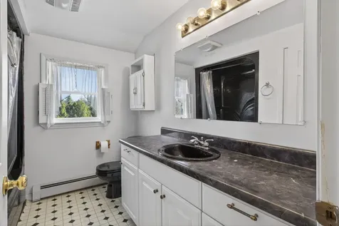 281 Portland Road Gray ME 04039