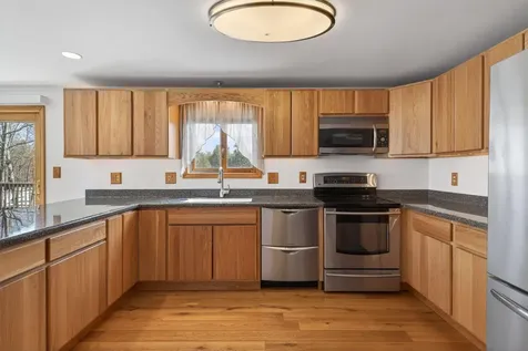 281 Portland Road Gray ME 04039