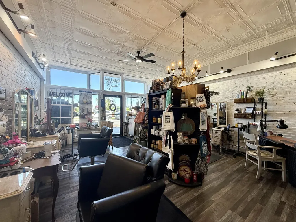 283 Main Street Calais ME 04619