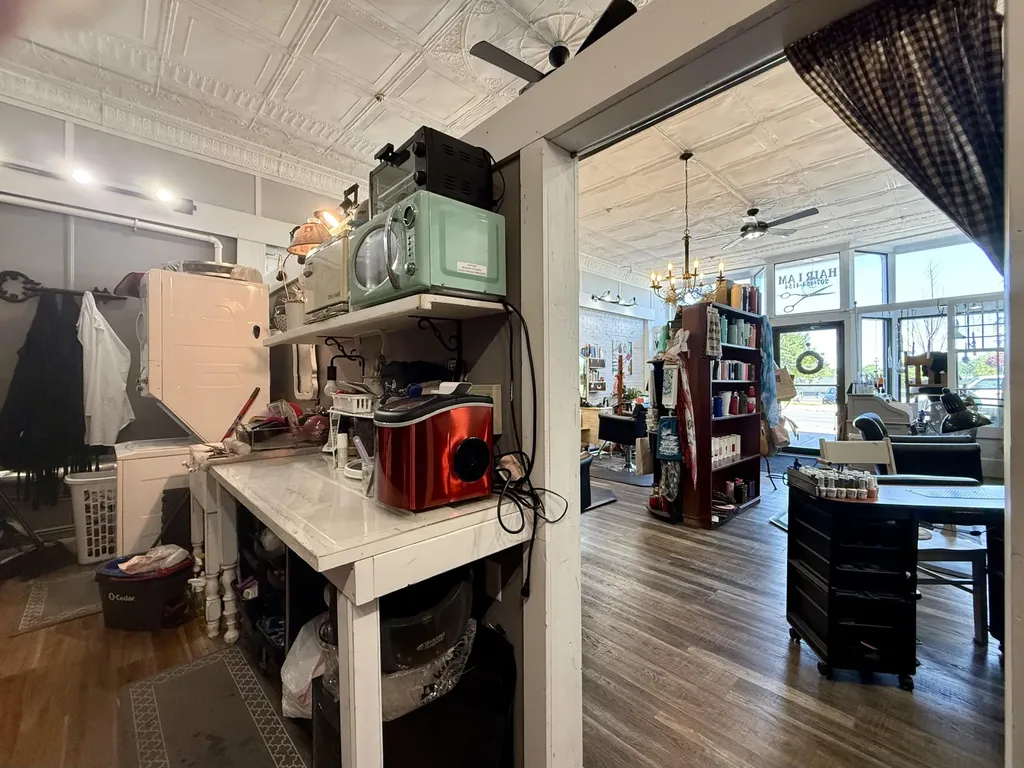 283 Main Street Calais ME 04619