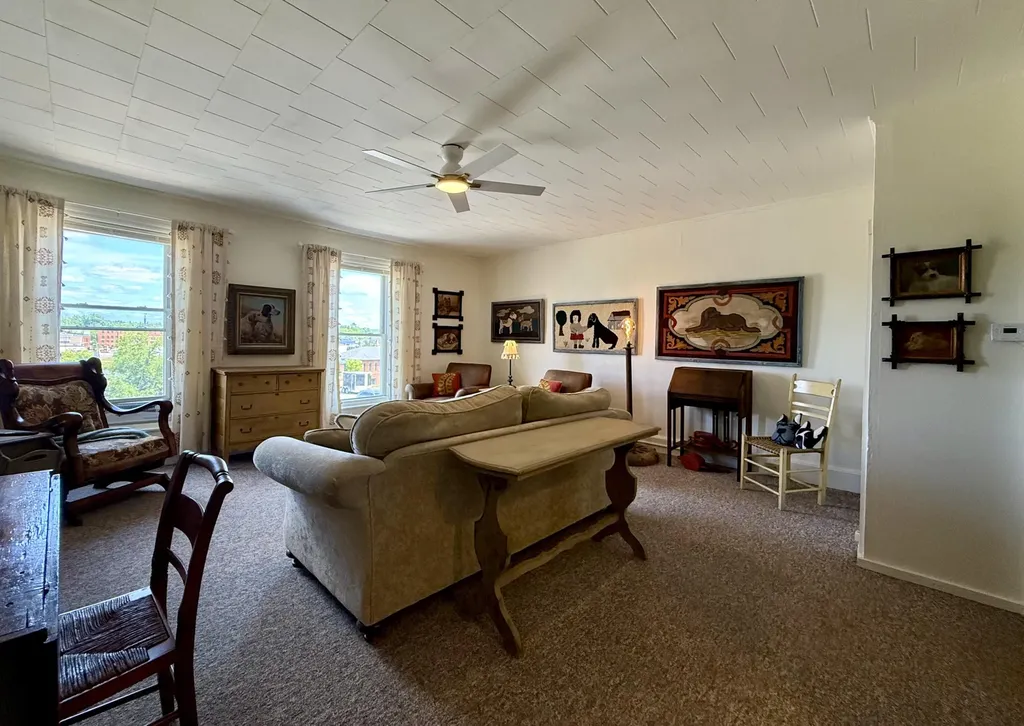 283 Main Street Calais ME 04619