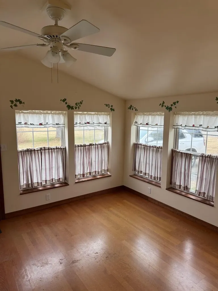 845 Northern Avenue Farmingdale ME 04344