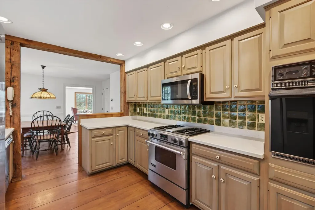 64 High Head Road Harpswell ME 04079