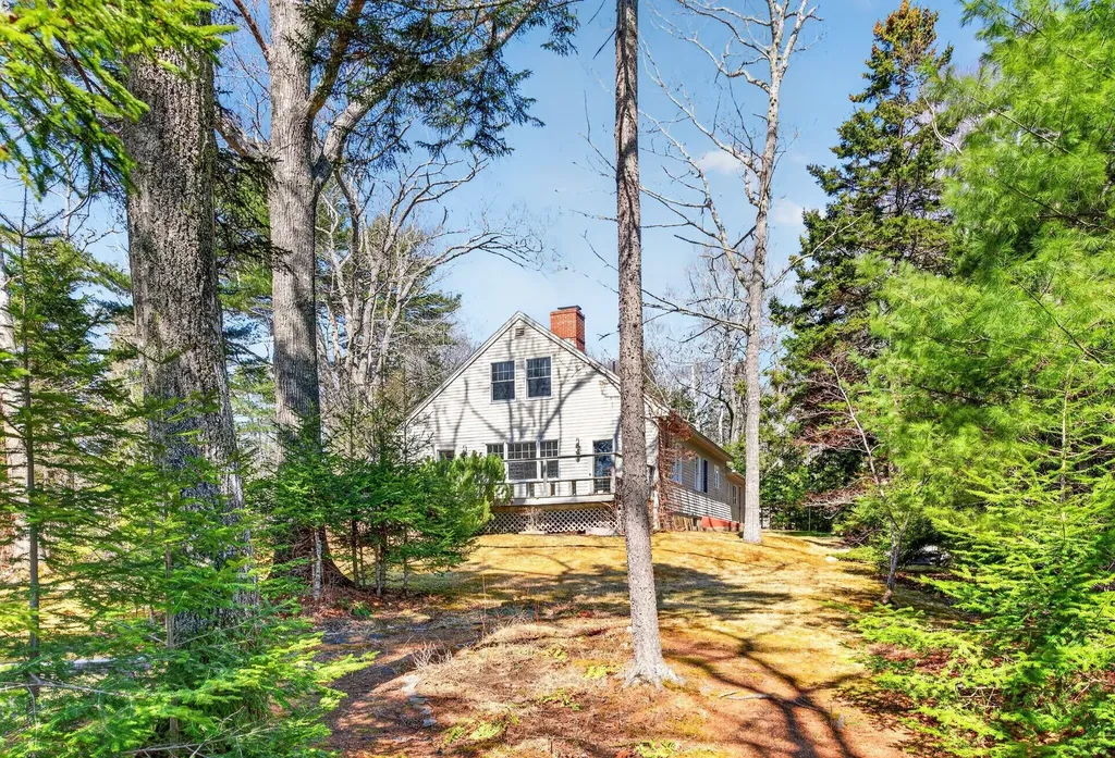 64 High Head Road Harpswell ME 04079