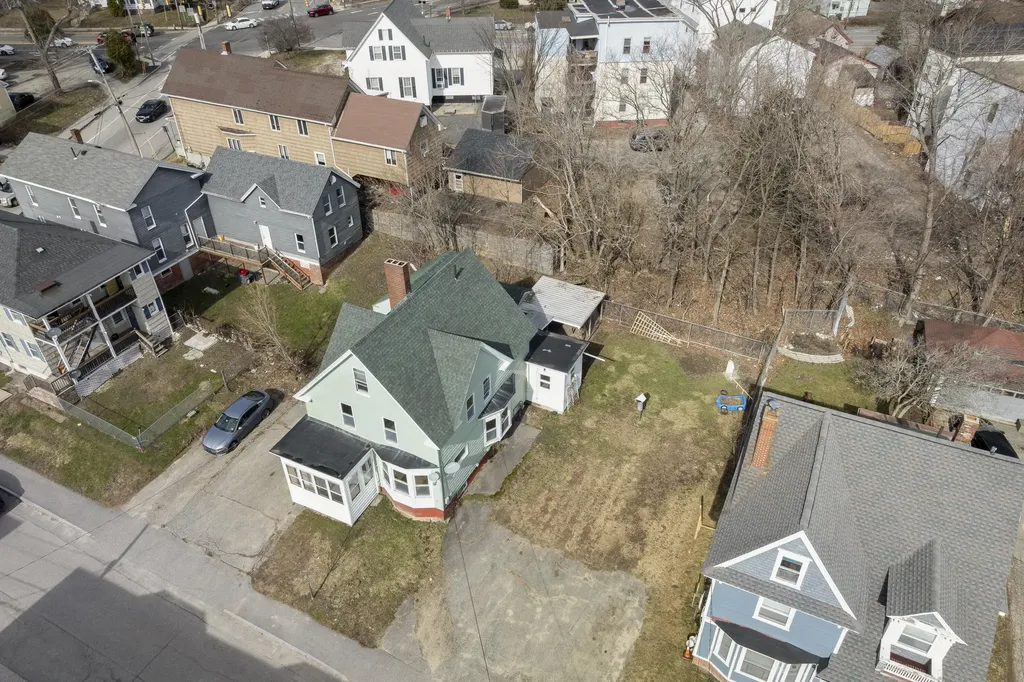 38 Jefferson Street Lewiston ME 04240