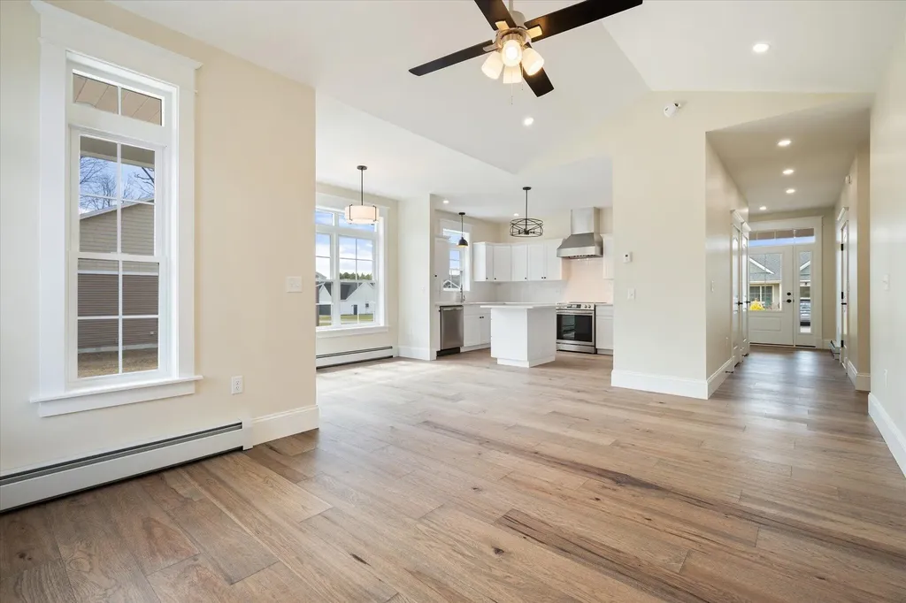 5 Donegal Drive Veazie ME 04401