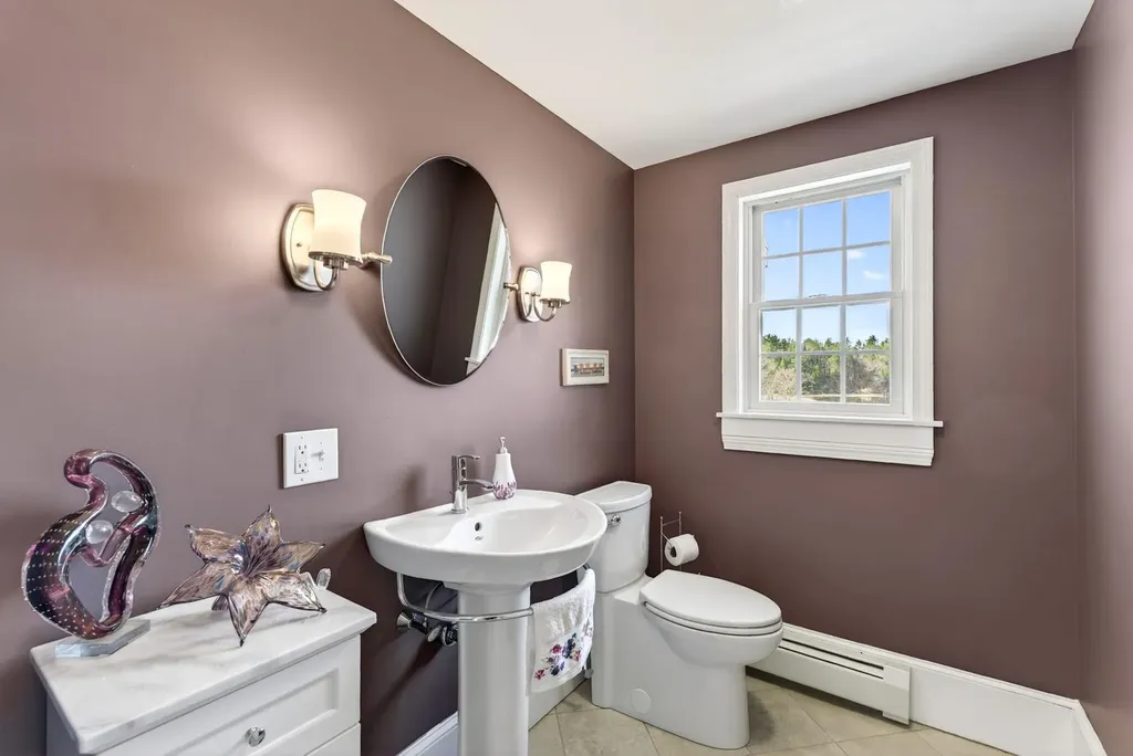 15 Thunder Road Saco ME 04072