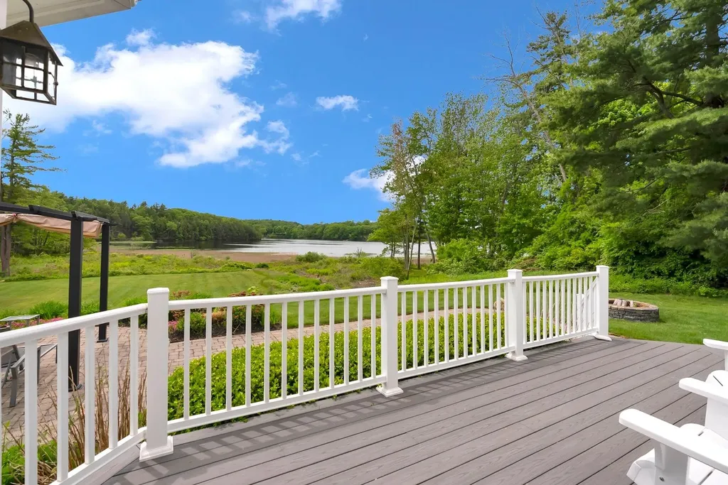 15 Thunder Road Saco ME 04072