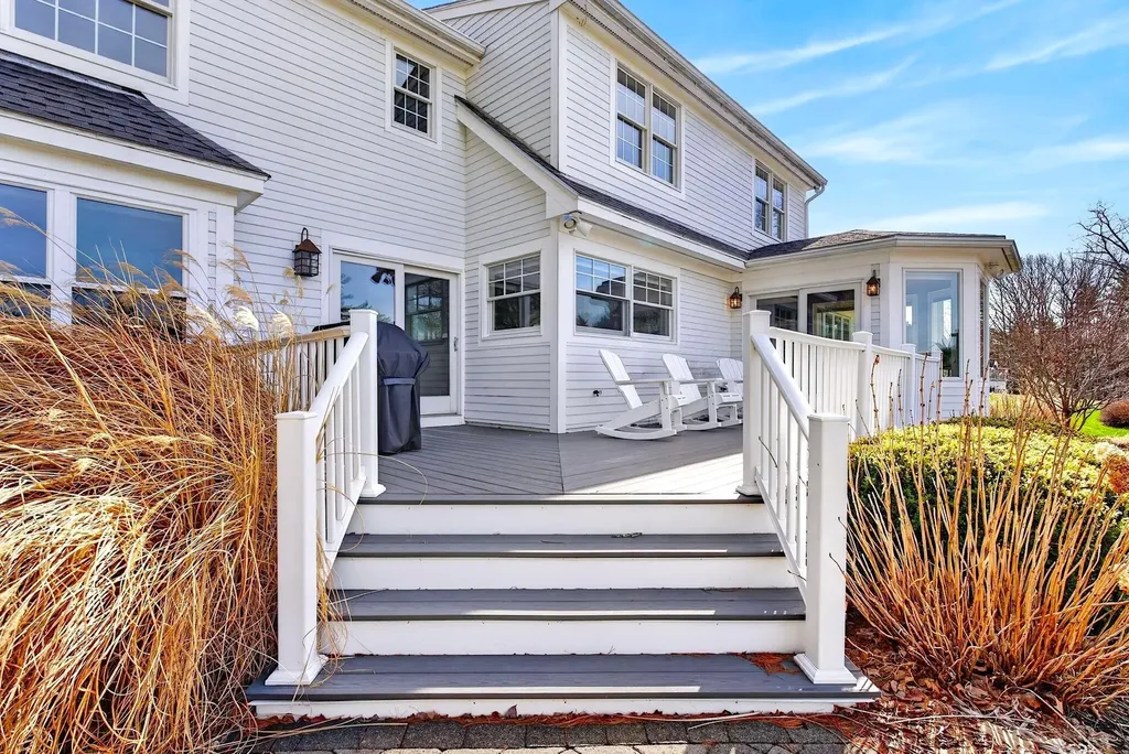 15 Thunder Road Saco ME 04072