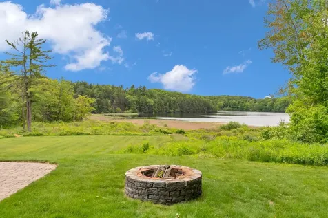 15 Thunder Road Saco ME 04072