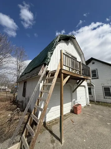 19 Perry Street Lincoln ME 04457
