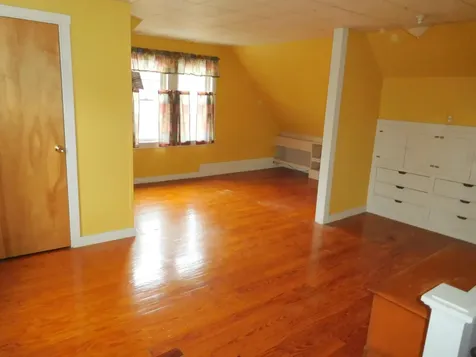 7 Joy Street Sanford ME 04083