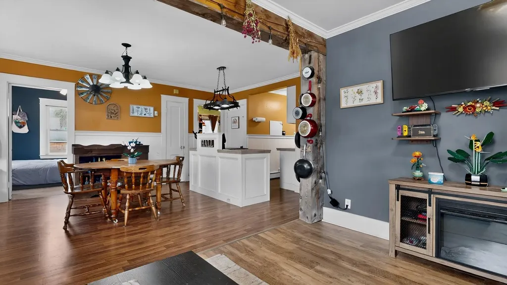 28 Weeman Street Sanford ME 04083