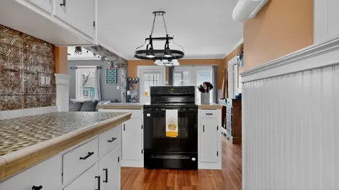 28 Weeman Street Sanford ME 04083