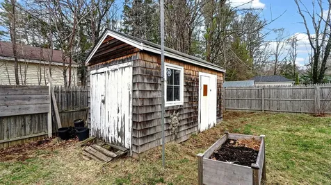 28 Weeman Street Sanford ME 04083