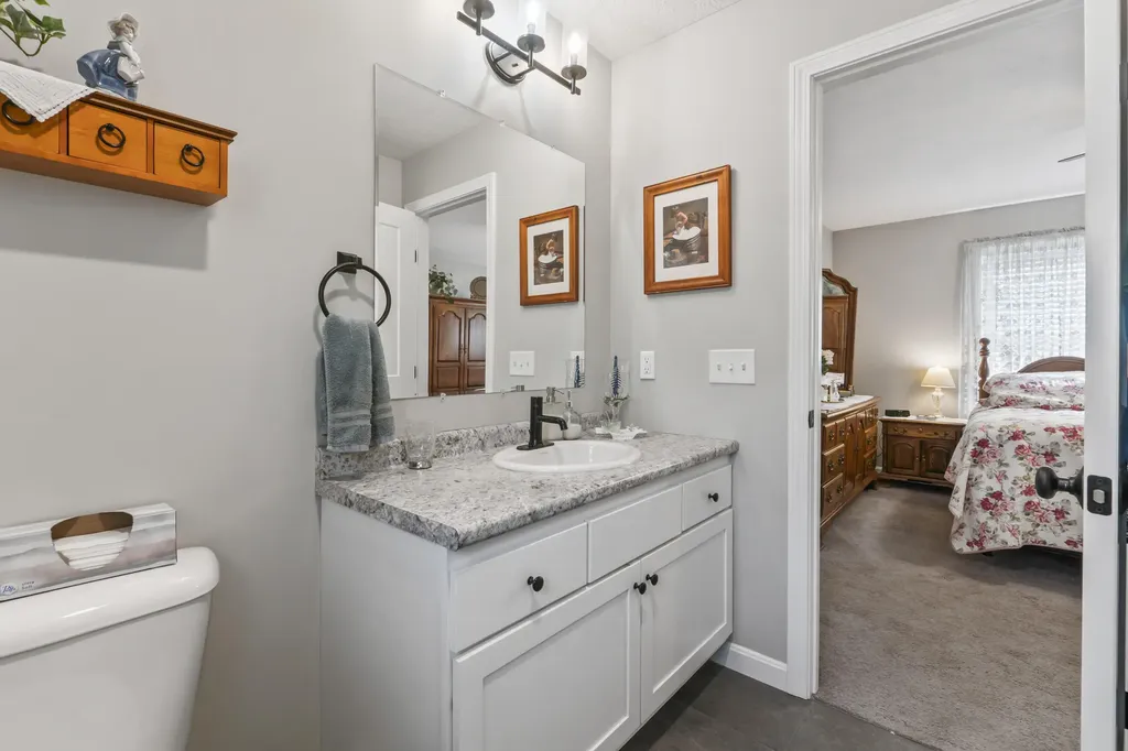 7 Crickett Lane Biddeford ME 04005