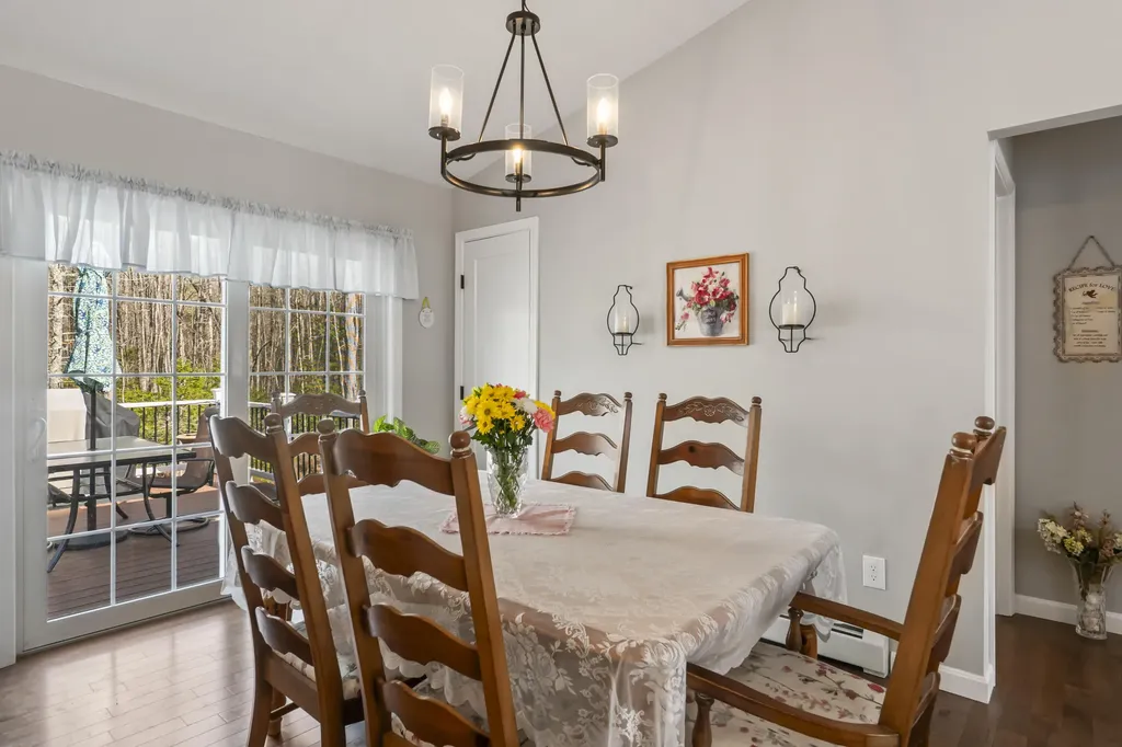 7 Crickett Lane Biddeford ME 04005