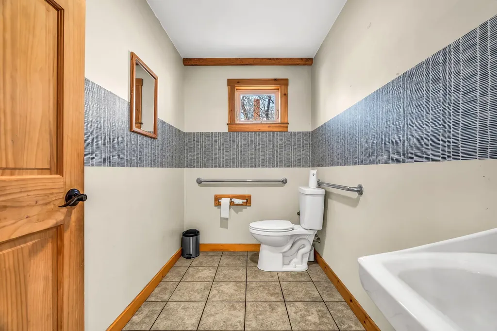 14 Mercer Road Norridgewock ME 04957