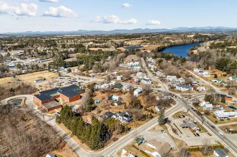 14 Mercer Road Norridgewock ME 04957