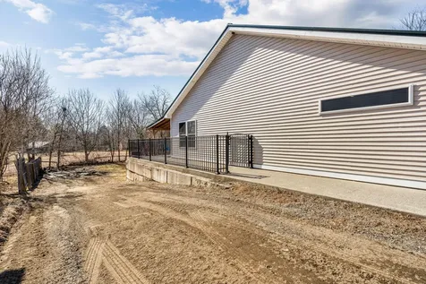 14 Mercer Road Norridgewock ME 04957