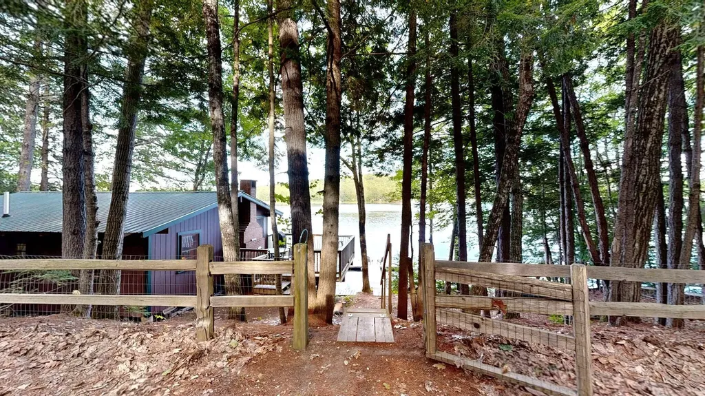 341 Narrow Gauge Trail Hiram ME 04041