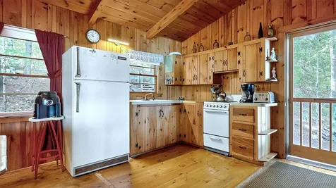 341 Narrow Gauge Trail Hiram ME 04041