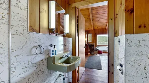 341 Narrow Gauge Trail Hiram ME 04041
