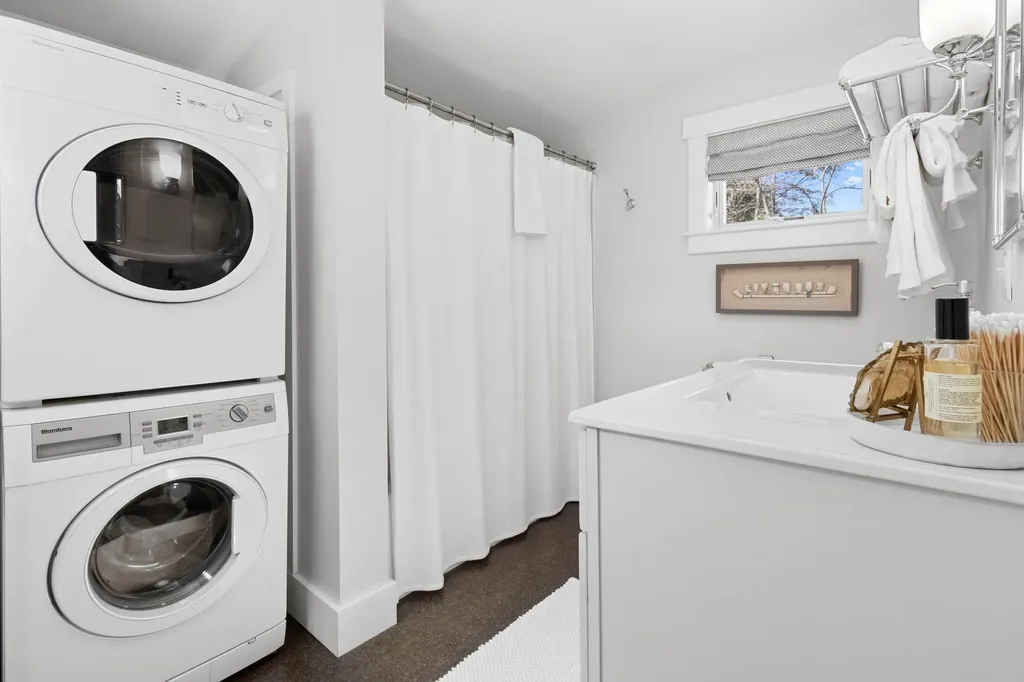 257 Clark Island Road Saint George ME 04860